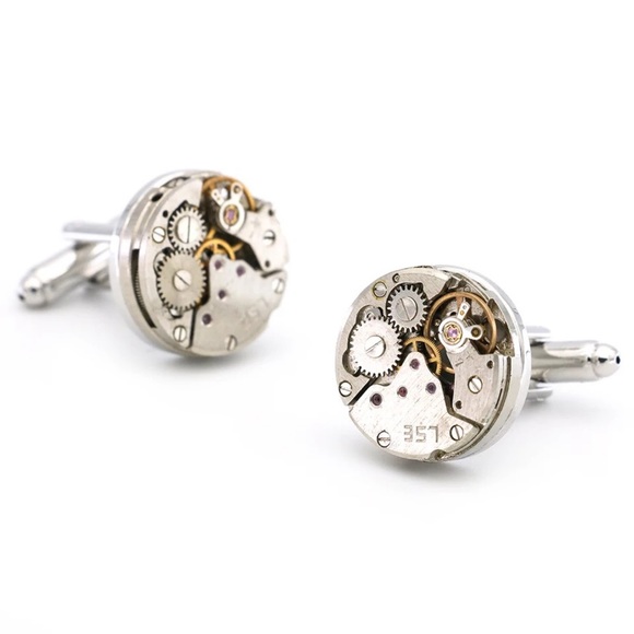 Silver Steampunk Skeleton Clock Gears Cufflinks - Picture 2 of 16